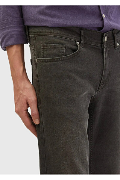 Ramsey Brown Straight Slim Fit Denim Cotton Blended Trousers