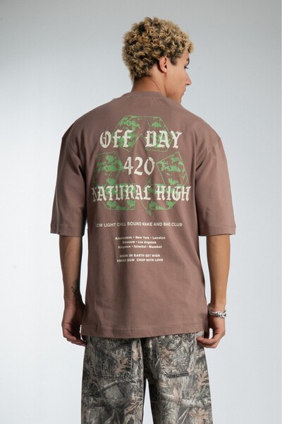 No Future Four Twenty T-Shirt Nf0447Kh