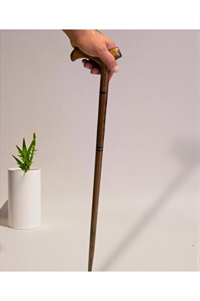 Hac AVM Ahşap İşlemeli Çam Ağacı Baston – El Yapımı Şık ve Dayanıklı Baston M...