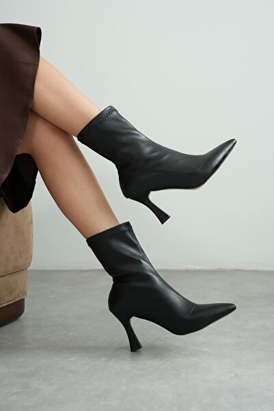 MODAADAM Cizme de damă Lopez din material elastic cu toc ascuțit - piele neagră