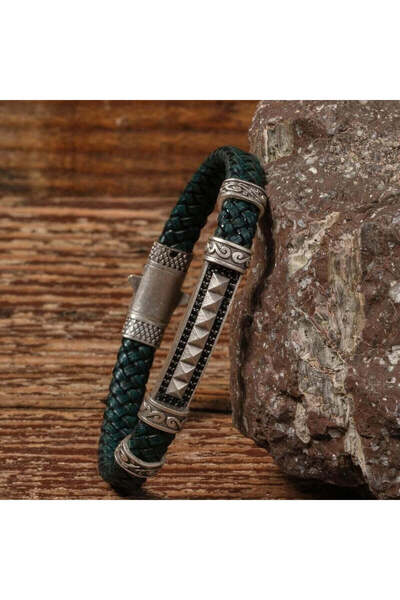 SUMRA سوار مصنوع يدويًا من الجلد الطبيعي والنحاس مع مشبك قفل SPF-P-016