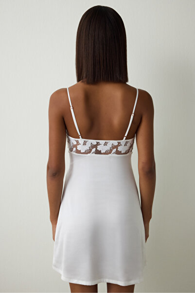 Penti Off White Bridal Lace V Neck Short Dowry Nightgown