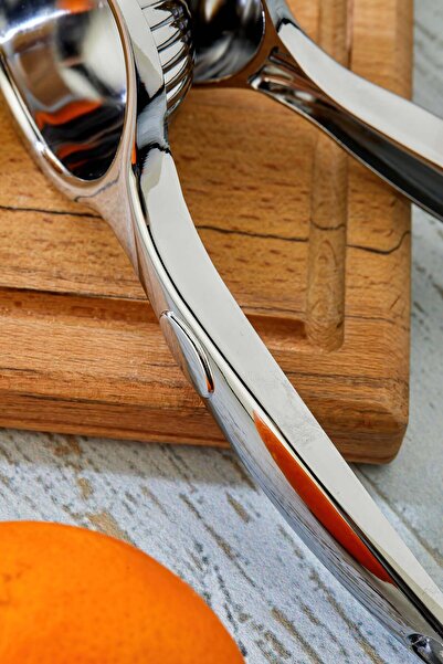 Milenay Professional Chrome Lemon Squeezer - Premium Stainless Steel Citrus Juicer