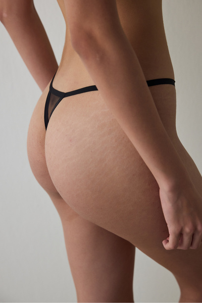 Penti Μαύρο εσώρουχο με ψηλόμεσο διχτυωτό στρινγκ