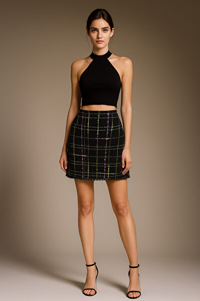 Kahra Collection Цветна черна мини пола от туид с подгъв без подплата