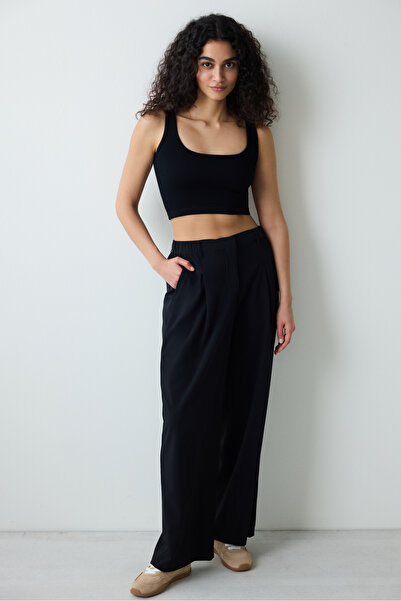 Penti Seamless Square Neck Black Crop Top