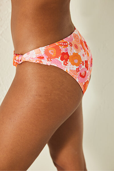Penti Citra oldalsó virágmintás bikini alsó rész