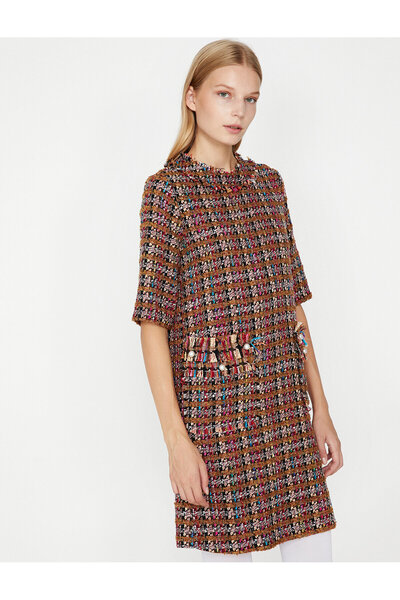 Koton Дамска кафява мини рокля с кръгло деколте и къс ръкав с детайлни шарки