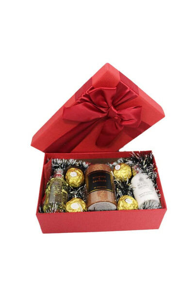 velve Pachet GiftDay pentru dama, Lumanare, Gel de dus,Lotiune de corp