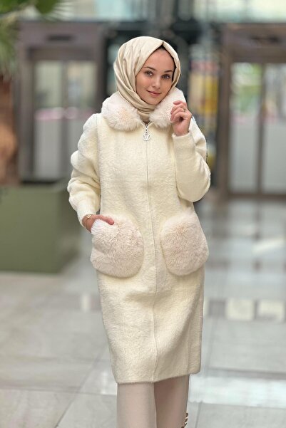 Ghisa Peluş Yaka Ve Cepli Önden Fermuarlı Angora Kaban