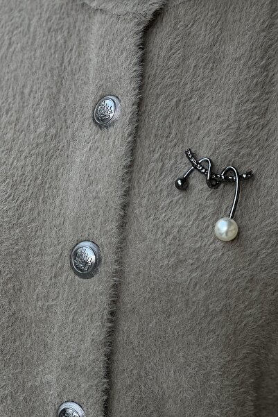 Nuss Basic Angora Cardigan with Front Snaps