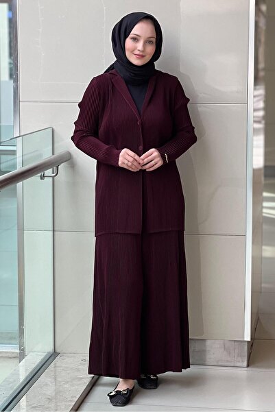 Ghisa Pleated Jacket and Pants Set