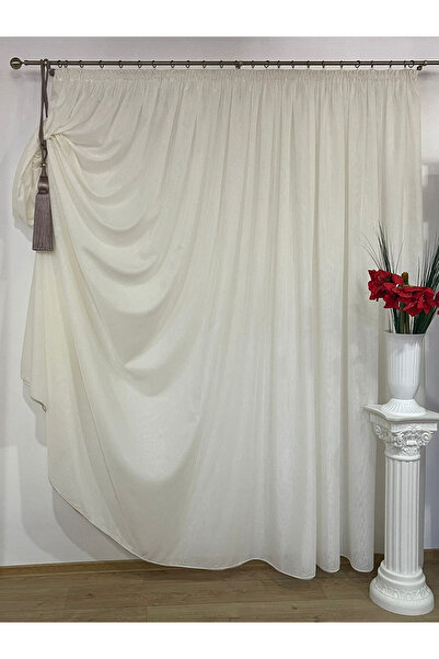 Liz Line Simple veil curtain, various colors and sizes, from the "Basic" collection by Liz Line, with drapery.