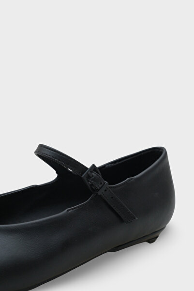 Capone Outfitters Nickie Women's Ballet Flats