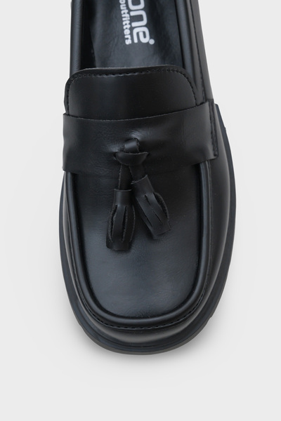 Capone Outfitters Elga Trak Жіночі лофери з китицями на підошві