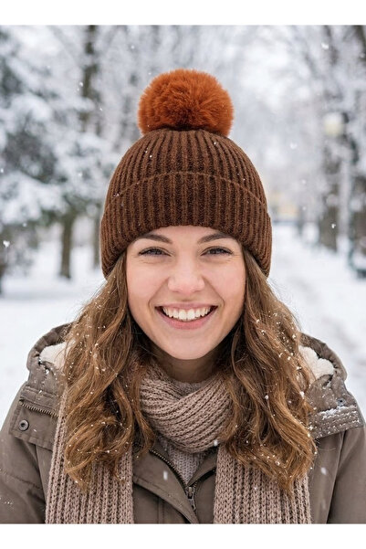 OnMyHead Braided Folded Pompom Beanie