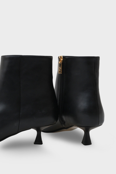 Capone Outfitters Cizme pentru femei Essie