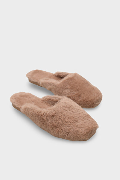 Capone Outfitters Cecile Women's Plush Closed Toe Slippers