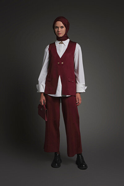 Armine Set de tricotaj cu vestă și pantaloni (model strâns)