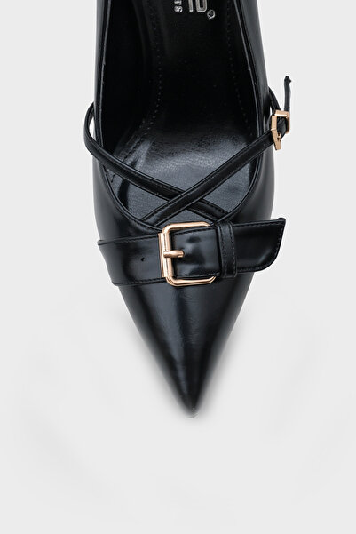 Capone Outfitters Καθημερινά κομψά γυναικεία παπούτσια Kelcy με μυτερή μύτη και μεσαίο τακούνι