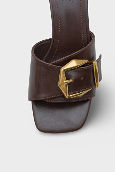 Capone Outfitters Susanne Women's Mid-Heeled Metal Buckle Slippers