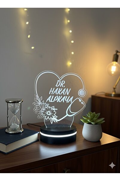 Eymi Design Kişiye Özel Doktor LED Işıklı Masa Lambası – İsim Yazılı Hediyelik