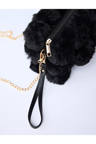 Jimmy Key Plush Shoulder Bag with Black Metal Chain