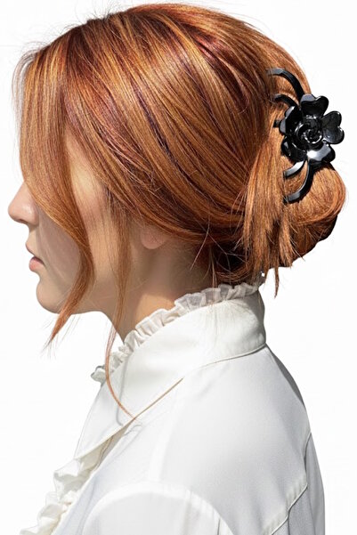 CAŞ DEKORASYON مشبك ملابس بنمط زهرة باللون الأسود