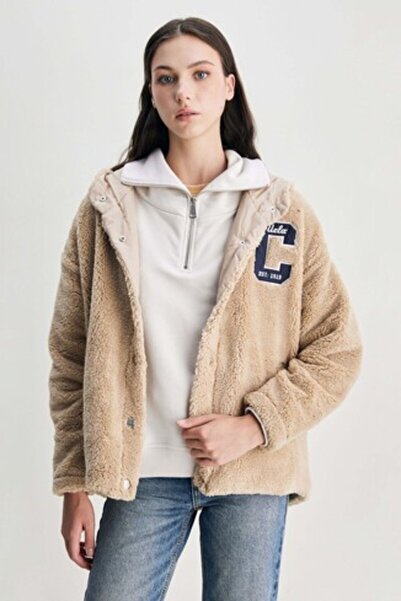 UCLA Γυναικείο μπουφάν Servılle Σκούρο Μπεζ Κεντημένο με κουμπωτά