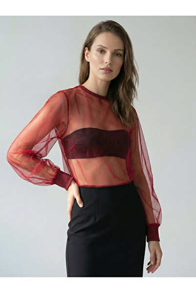 Lady Lydian بلوزة شفافة من التول باللون العنابي