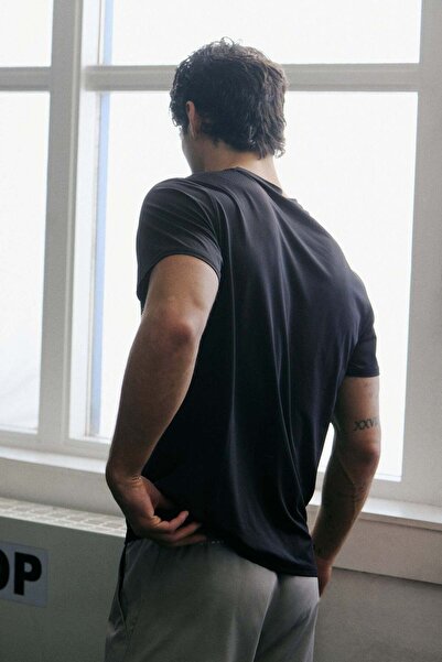 H&M Mesh sports T-shirt with DryMove™