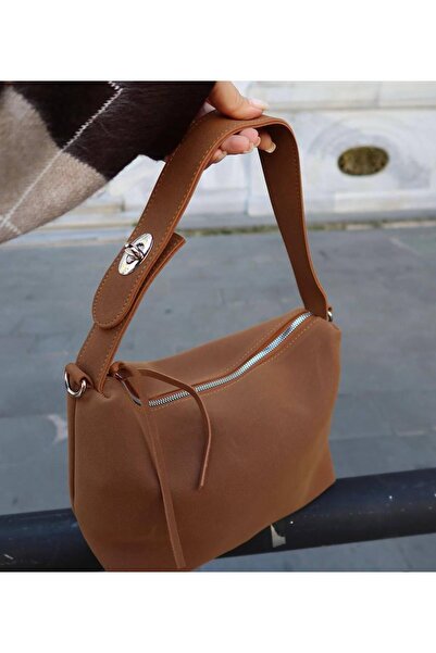 serenıa حقيبة كتف نسائية من نوفا تابا سويدي