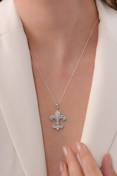 AİCHA JEWELLERY 925 Ayar Gümüş “Lilyum Çiçeği” El Yapımı Kolye