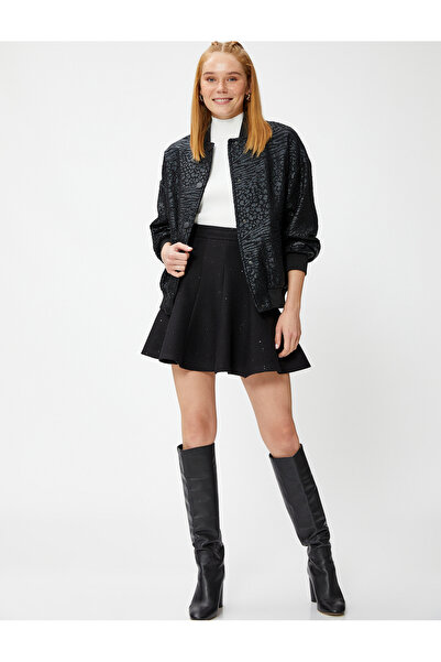 Koton تنورة صغيرة واسعة مع تفاصيل الترتر