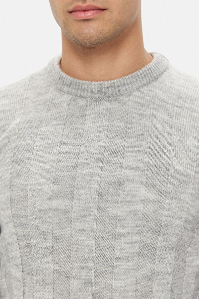 Twn εφαρμοστό Πλεκτό πουλόβερ με γκρι ραβδώσεις