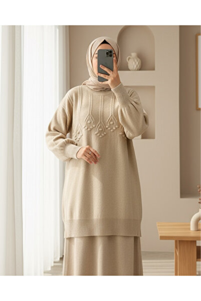 Modamorfo Μαλακό πλεκτό τούνικ με στρογγυλή λαιμόκοψη με λεπτομέρεια από κορδέλα και πομπόν - Ανοιχτό βιζόν