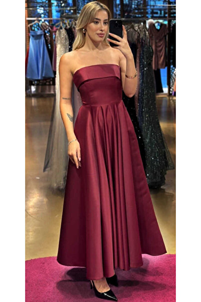 Abiyeniall Vişne Renk Straplez Yaka Kloş Etekli Saten Midi Abiye Elbise 7647