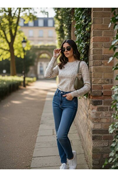 YusGos Women's Crew Neck Letter Pattern High Quality Knitwear Sweater