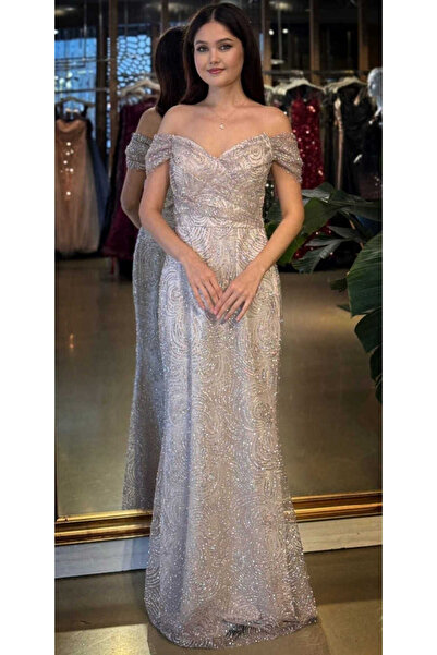 Abiyeniall Bej Madonna Yaka Sırt Dekolteli Düz Kesim Simli Uzun Abiye Elbise 11113-06