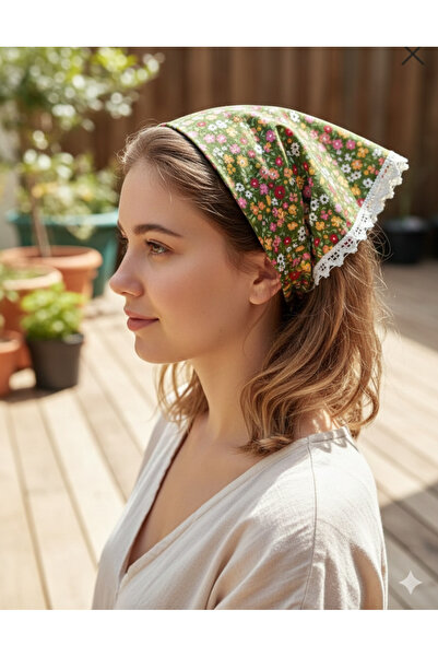 Mufincollection Verde kaki - Motiv floral - Detaliu din dantelă - Bandană ela...