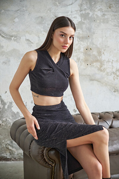 allys PARLAK SİMLİ CROP BLUZ