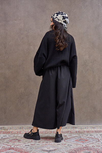 KÜÇÜĞÜM BUTİK Black Striped Pleated Polyviscose Trousers