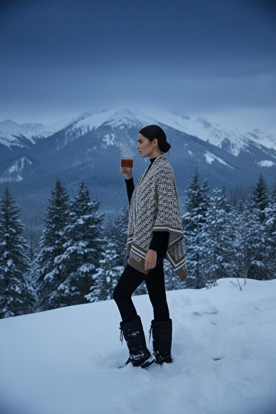 Onur Poncho - Woven Fabric Knitwear Hijab Poncho Winter Keep Warm Outerwear Quality Fashion Store