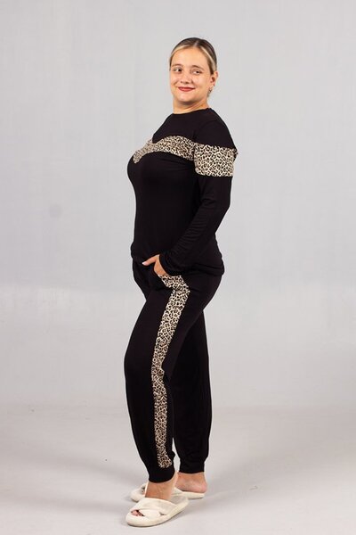 Truva XXL Γυναικείο κοστούμι μεγάλου μεγέθους με μαύρες ρίγες λεοπάρ – Κομψά και άνετα ρούχα για το σπίτι