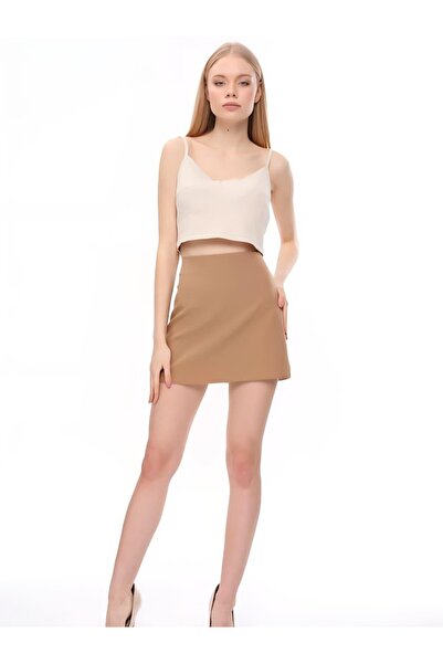 Betül Nayir Fusta mini clasică - nurcă