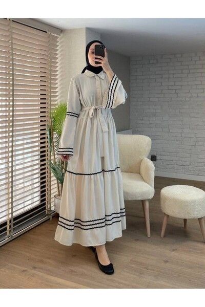 HİJABAYA Süzene κεντημένο φόρεμα με σπαστά μανίκια και φούστα