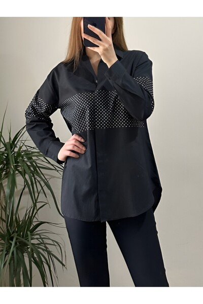 HİJABAYA Поплинена риза с каменен деколте