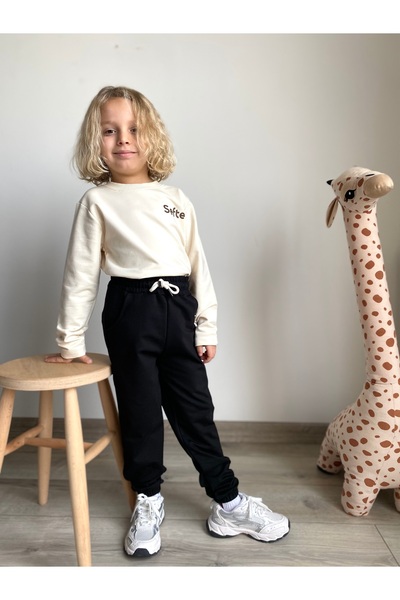 HeyAdventure Boys/Girls Pocket Jogger Sweatpants with Elasticated Cuffs Black