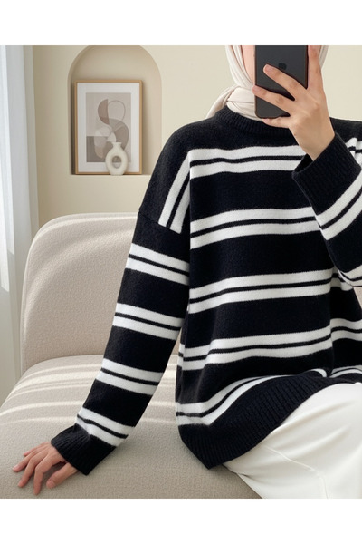 Modamorfo Round Neck Striped Soft Knit Sweater -Black