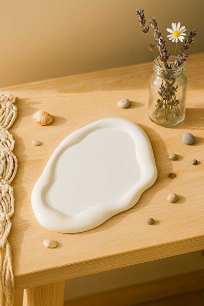 AKANART Cloud Plate Decorative Studio